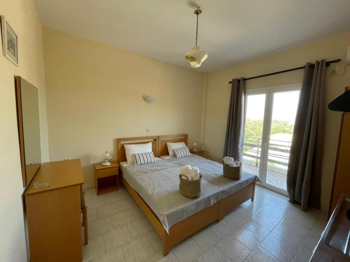 Fontana Apartments Moraḯtika Buitenkant foto